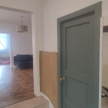 Don House Apartman *